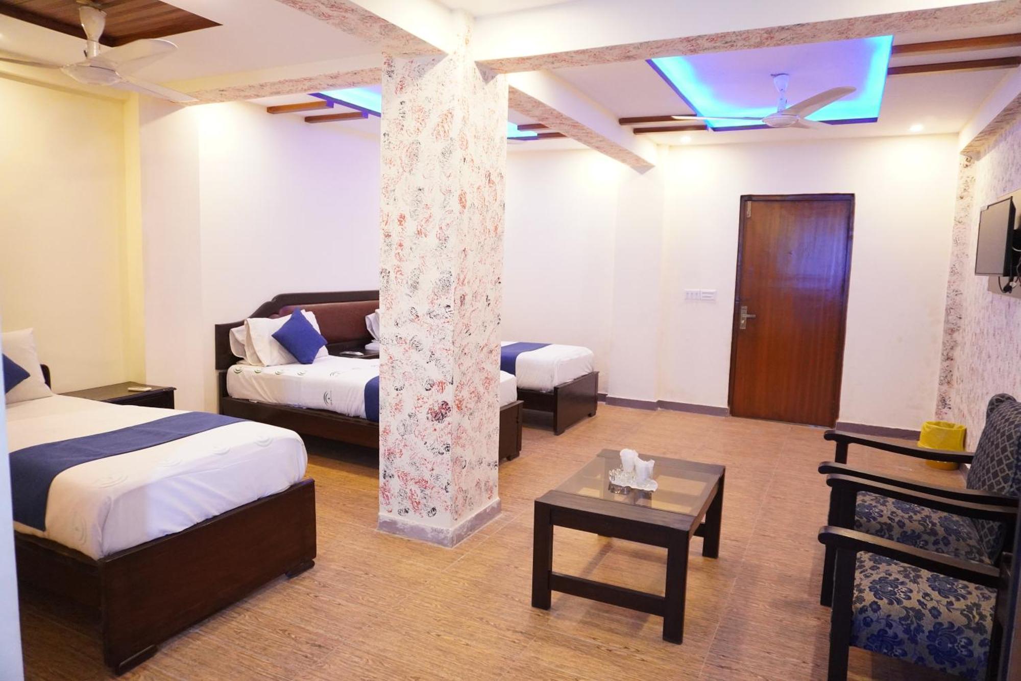 National Hotel Lahore Eksteriør billede