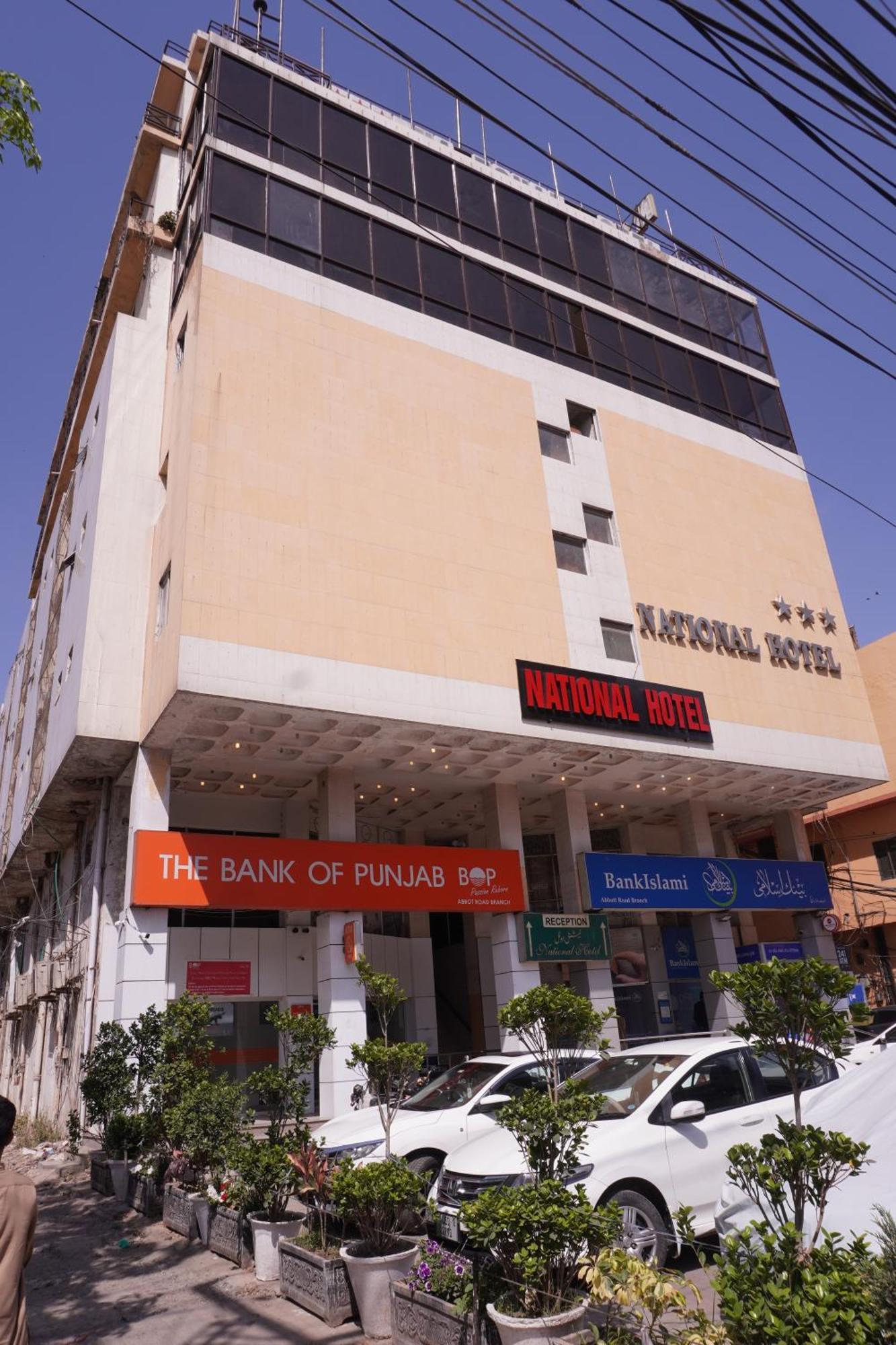 National Hotel Lahore Eksteriør billede
