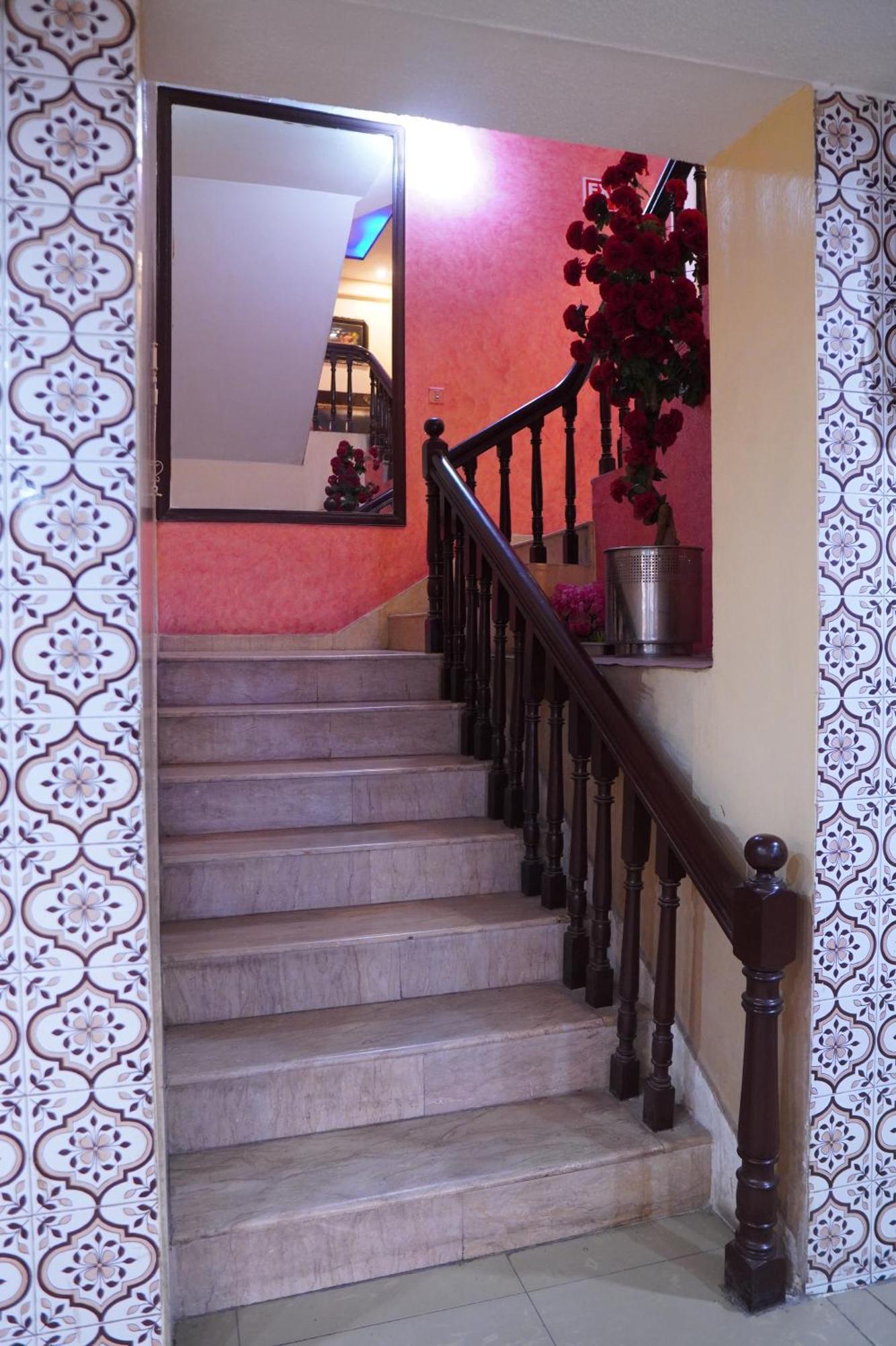 National Hotel Lahore Eksteriør billede